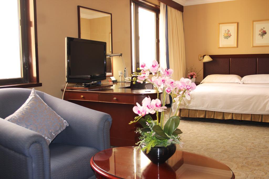Rosedale Hotel & Suites Пекин Экстерьер фото
